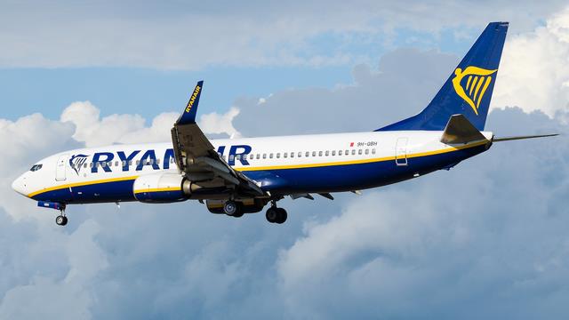9H-QBH:Boeing 737-800:Ryanair